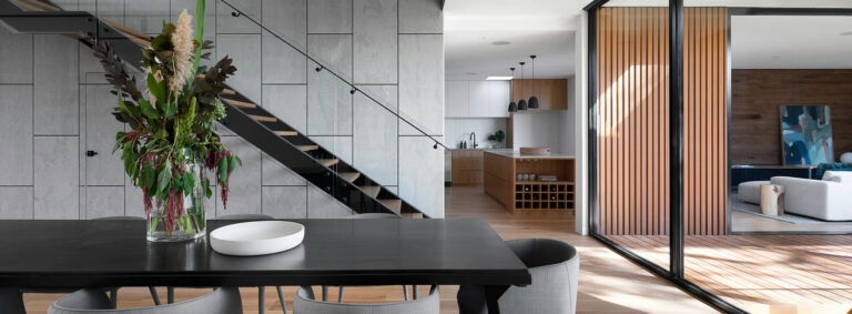 Jak wykorzystać lamele Do ukrycia niedoskonałości ścian?